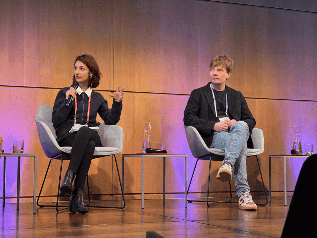 Discussion on Innovative Methods at Exile Media Forum panel 